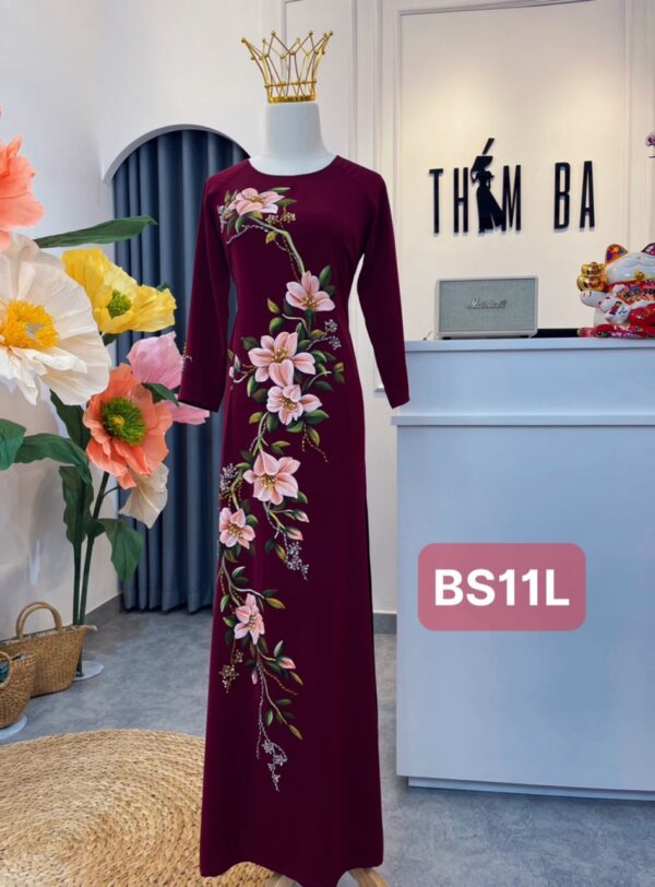 Áo Dài Bà Sui Lụa Đỏ Rượu Vang Vẽ Hoa Đính Pha Lê BS11