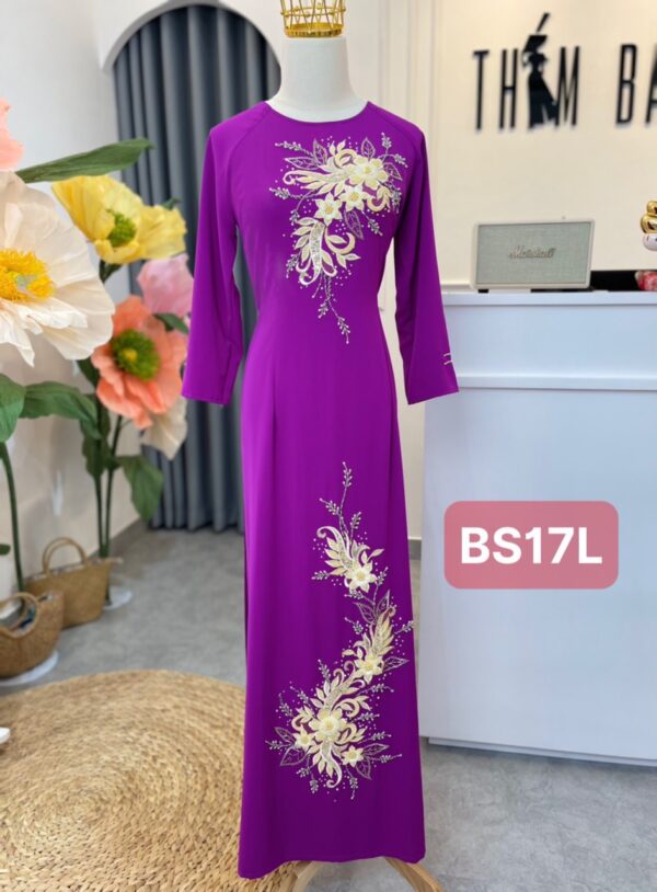 Áo Dài Bà Sui Lụa Tím Hoa Cà Thêu Kết Cườm BS17