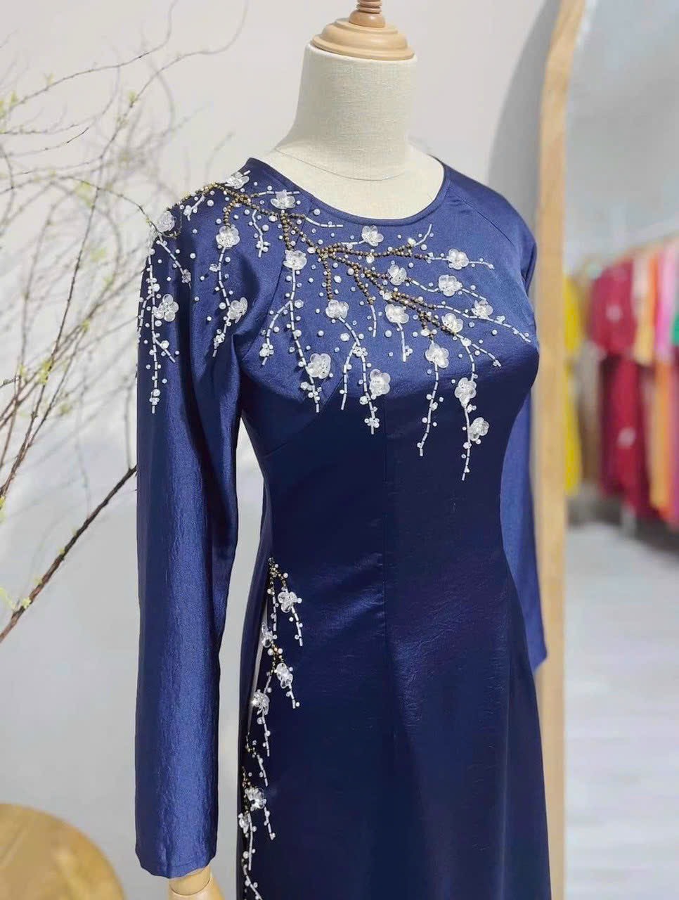 Áo dài Bà Sui Hai Da Xanh Kết Hoa Rơi Vai Tà BS58 Áo dài Bà Sui Hai Da Xanh Kết Hoa Rơi Vai Tà BS58