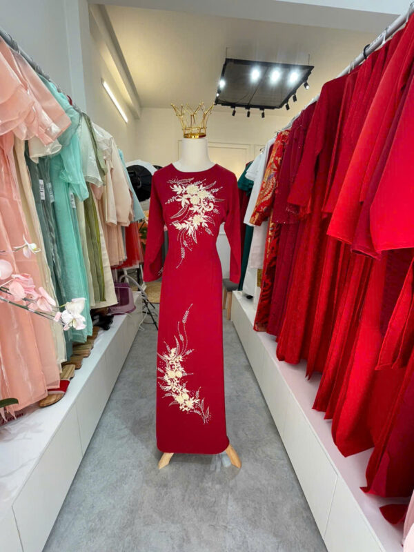Áo Dài Bà Sui Lụa Đỏ Đô Thêu Kết Cườm