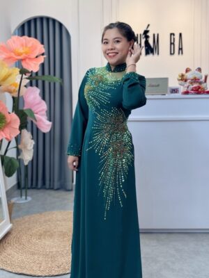 Áo dài Xanh Lá Cổ Lưới Kết Cườm