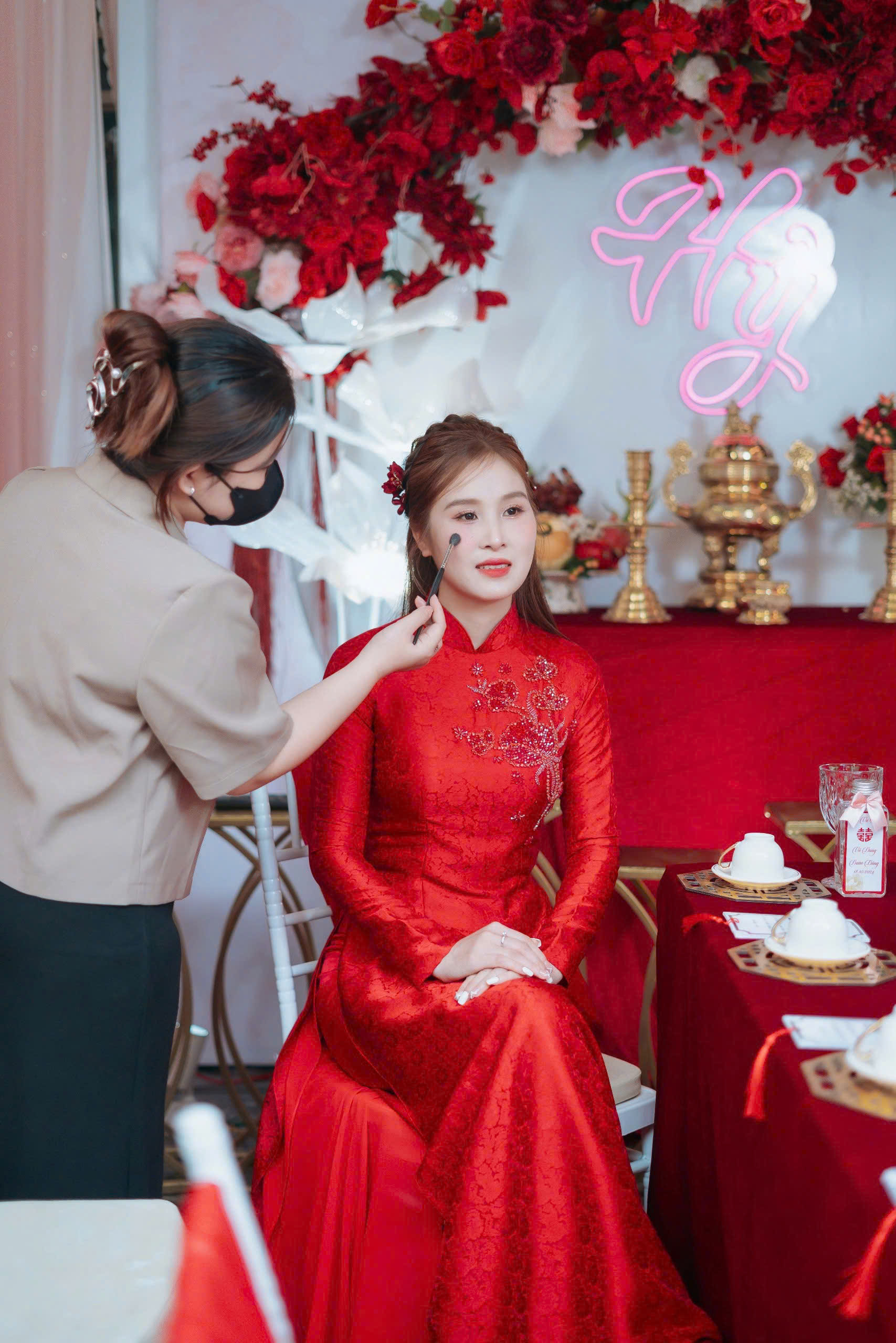 Áo Dài Cưới Lụa Tơ Tằm Đính Kết Hoa Mơ