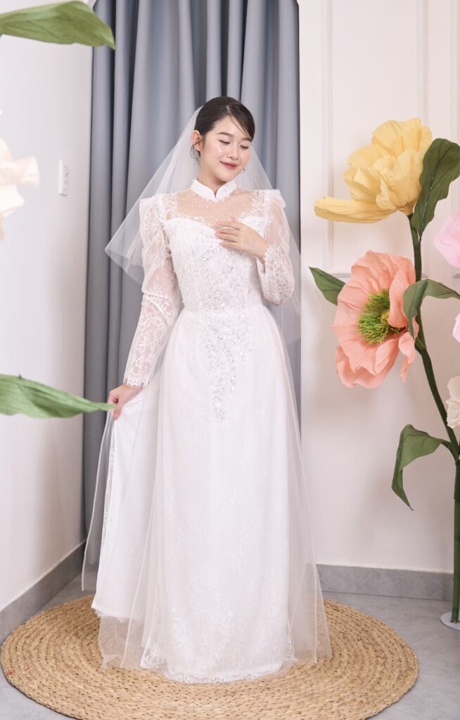 Áo Dài Cưới Ren Kim Sa